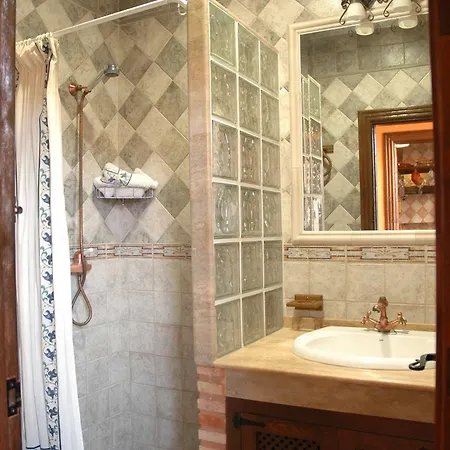 Casa rural De Estilo Rustico Con *
