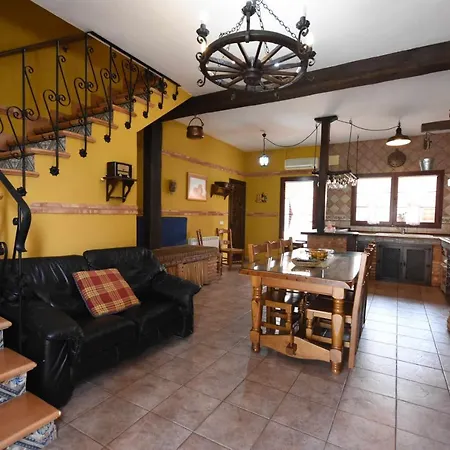 Casa rural De Estilo Rustico Con